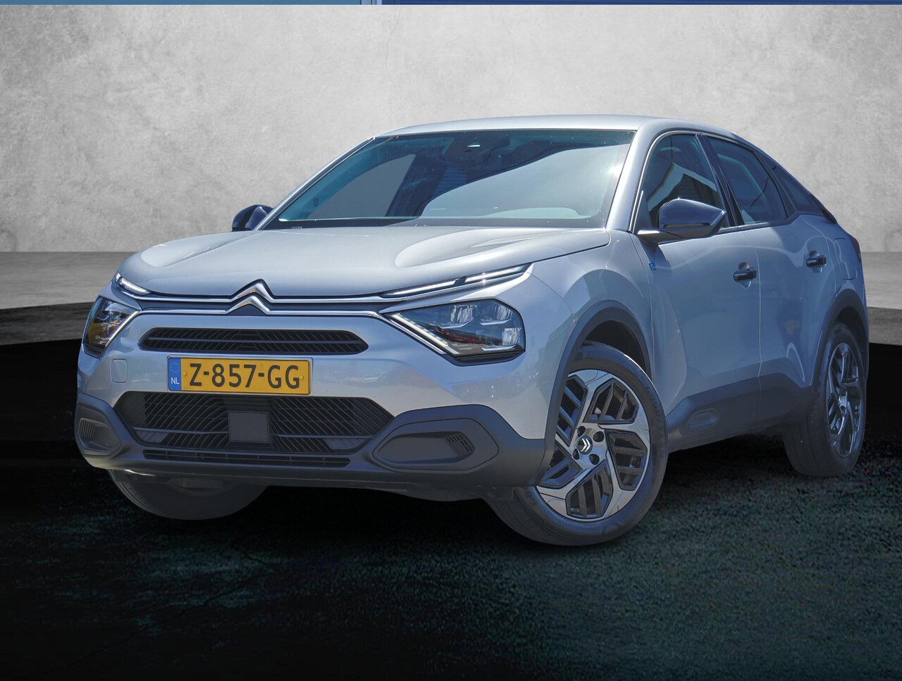 Citroën Ë-C4 - You 50 kWh 1ste Eigenaar | Warmtepomp | Camera | Cruise Control | Apple Carplay & Android - AutoWereld.nl
