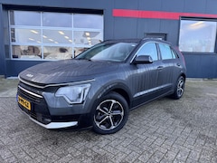 Kia Niro - 1.6 GDi Hybrid DynamicLine - Navigatie - Climate Control - Achteruitrijcamera