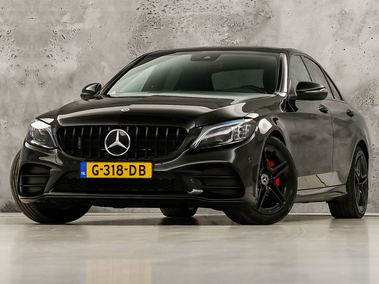 Mercedes-Benz C-klasse - 200 AMG Sport 184Pk Automaat (PANORAMADAK, FACELIFT, VIRTUAL COCKPIT, APPLE CARPLAY, RODE - AutoWereld.nl
