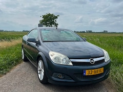 Opel Astra TwinTop - 1.6 Temptation trekhaak / airco / bruin leer / licht metalen wielen