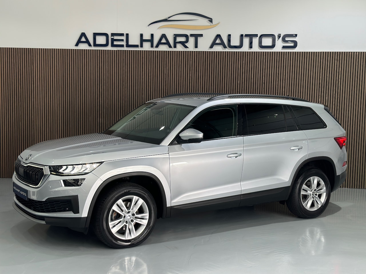 Skoda Kodiaq - 1.5 TSI 150 PK Automaat DSG / Apple CarPlay Navigatie / Cruise control / Climate control / - AutoWereld.nl