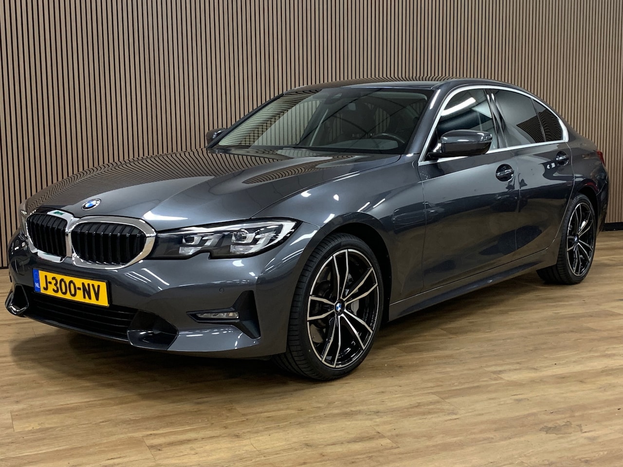 BMW 3-serie - 330i High Executive|Automaat|Nieuwstaat|Dealeronderhouden| - AutoWereld.nl