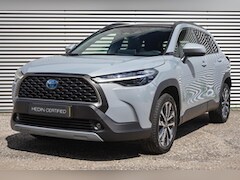 Toyota Corolla Cross - Hybrid 140 Style Panoramadak / Navigatie / Apple Car Play / Stoelverwarming / Keyless Entr