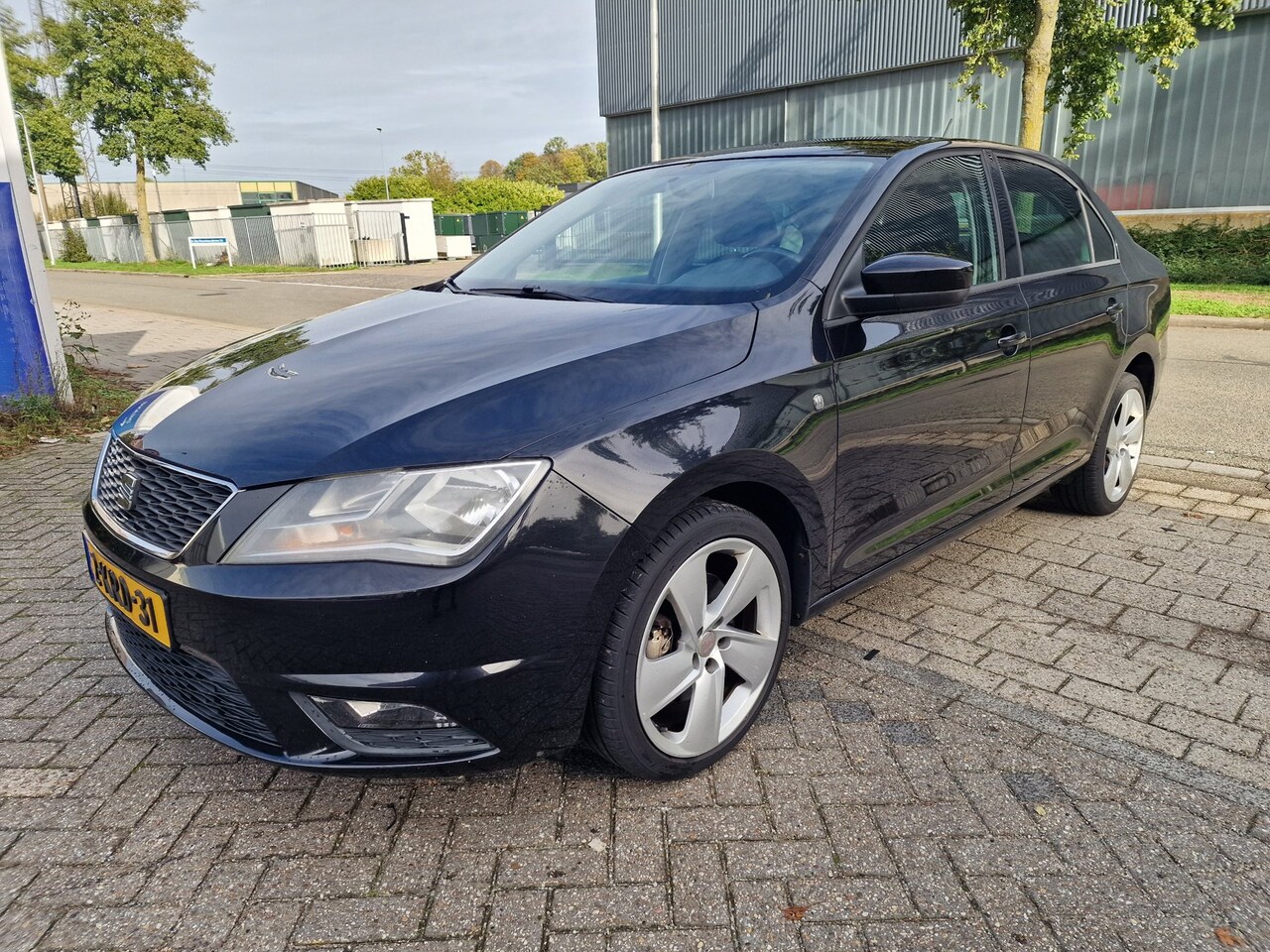 SEAT Toledo - 1.2 TSI Businessline High 1.2 TSI Businessline High, Apk, Nap, Zeer mooie, Inruil mogelijk. - AutoWereld.nl
