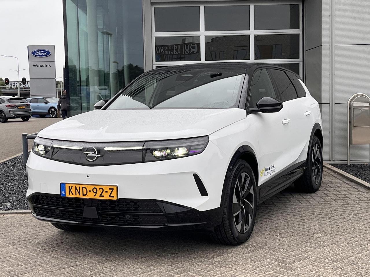 Opel Grandland Electric - GS 73 kWh Tot 8 jaar garantie | Stoel verwarming | Stuurverwarming | Electrische achterkle - AutoWereld.nl