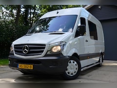Mercedes-Benz Sprinter - 310 CDI Rolstoelbus L2 H2 Automaat Airco/Rolstoellift/Camera/Standkachel/Trekhaak/Navi/Cr
