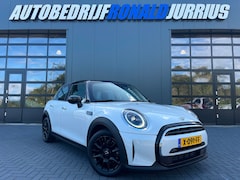 MINI 5-Deurs - 1.5 Cooper Camden Plus Edition NL.Auto/Two-Tone/Nieuw-Model/Full Led/Carplay/1Ste Eigenaar
