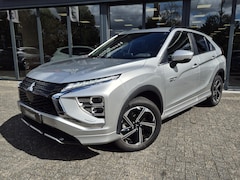 Mitsubishi Eclipse Cross - 2.4 PHEV Executive | Navigatie | Trekhaak | 360º Camera | Stoelverwarming |