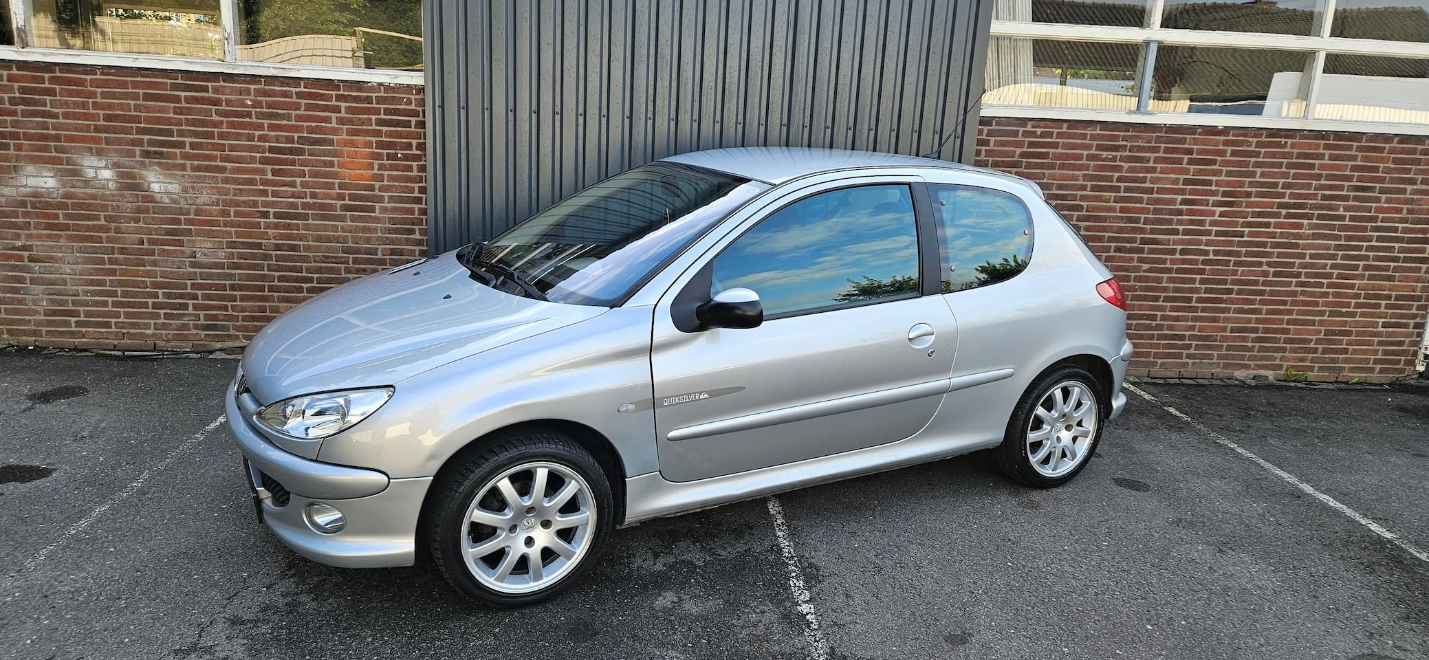 Peugeot 206 - 1.4 Quiksilver - AutoWereld.nl