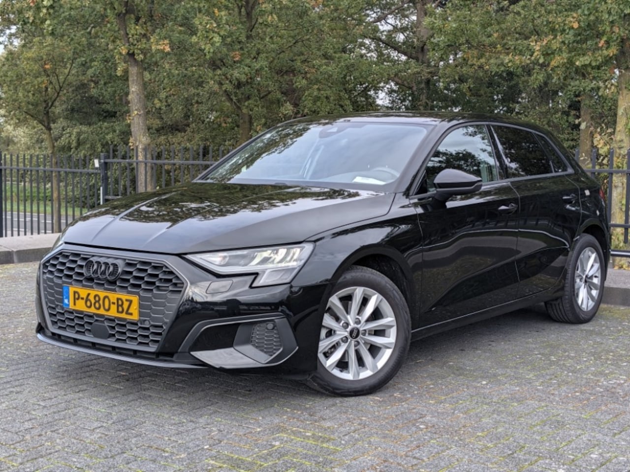 Audi A3 Sportback - 30 TFSI 110PK | Sport | ABC uitlaat | Black Edition | Navi | Camera | LED | Virtual - AutoWereld.nl
