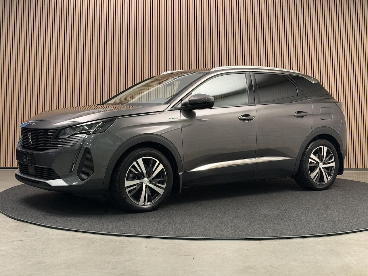 Peugeot 3008 - 1.6 Plugin HYbrid 225PK Allure | Navi | Trekhaak | Camera | Adapt. Cruise | Incl. garantie - AutoWereld.nl