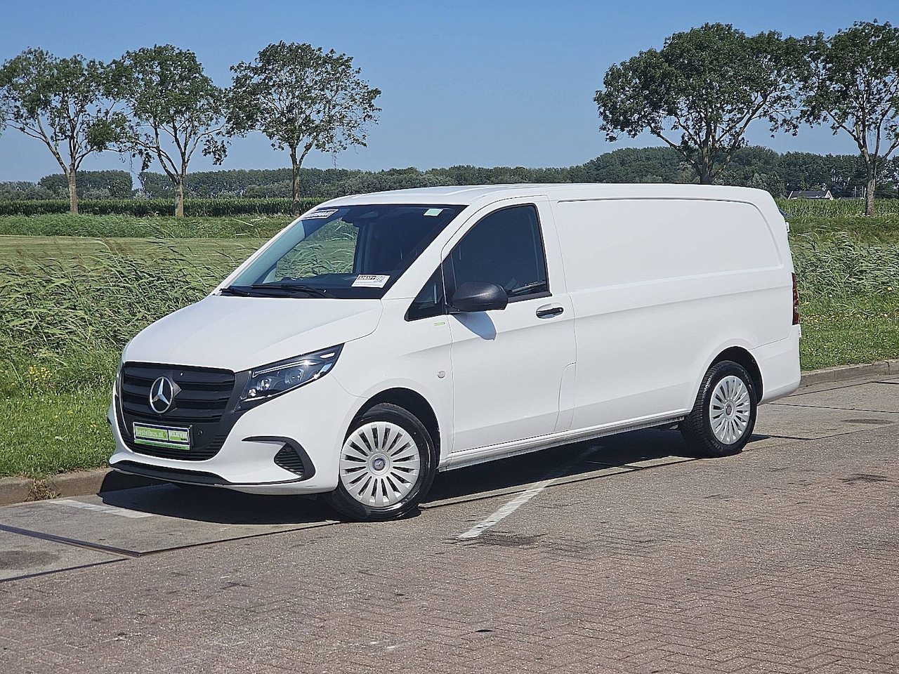 Mercedes-Benz Vito - 114 CDI L2 Pro Cruise control, Airco, Pdc, Navi, Camera, LED, Lane-assist, Climate control - AutoWereld.nl