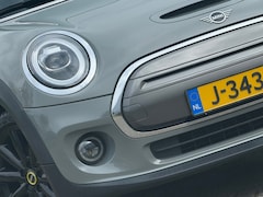 MINI Electric - Essential 33 kWh - Moonwalk Grey/Black - Carplay/Cruise/Camera
