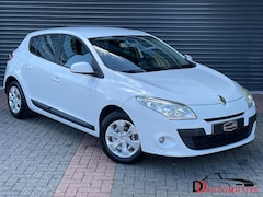 Renault Mégane - 1.4 TCe Expression Airco | Cruise | APK 02-07-2027 | Navi | 6 Bak