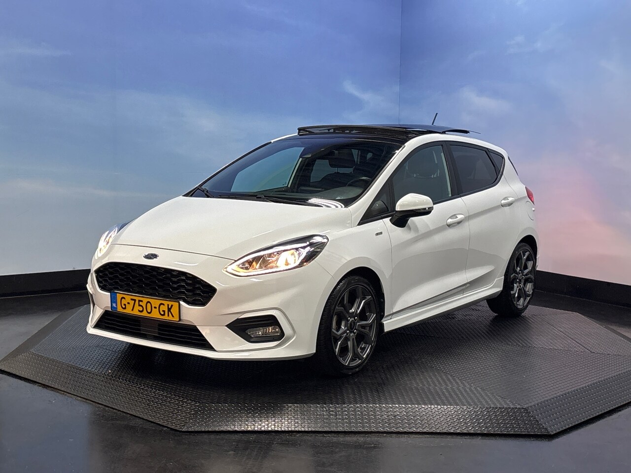 Ford Fiesta - 1.0 EcoBoost ST-Line Navi | Clima | PANO | B&O - AutoWereld.nl