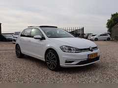 Volkswagen Golf - 1.0 TSI Comfortline PANO KEYLESS APP CONNECT