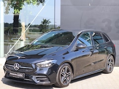 Mercedes-Benz B-klasse - 180 Business Solution AMG l Stoelverwarming l Ambiente verlichting l Achteruitrij camera