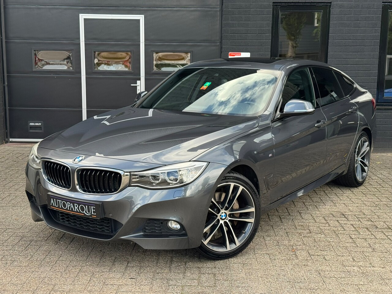 BMW 3-serie Gran Turismo - 335i xDrive High Executive - Uitmuntende staat - AutoWereld.nl