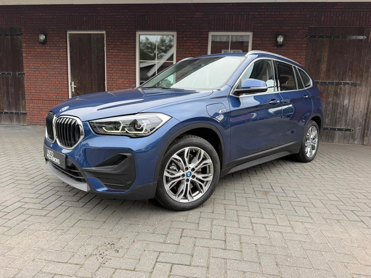 BMW X1 - XDrive25e PHEV Executive| Camera| LED| DAB - AutoWereld.nl