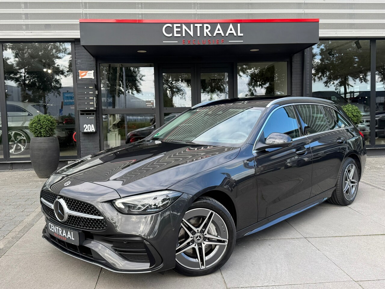 Mercedes-Benz C-klasse Estate - 300 e AMG Line 313PK Pano|Carplay|ACC|Hud|360Camera|Led - AutoWereld.nl