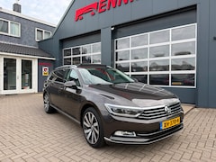 Volkswagen Passat Variant - 1.4 TSI ACT Highline Business R / Pano / Massage / Camera / Sportleder / Trekhaak / Zeer m