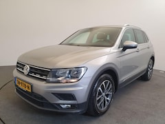 Volkswagen Tiguan - 1.4 TSI 126pk Comfortline Business Wegklapbare trekhaak, ACC, Winterpakket