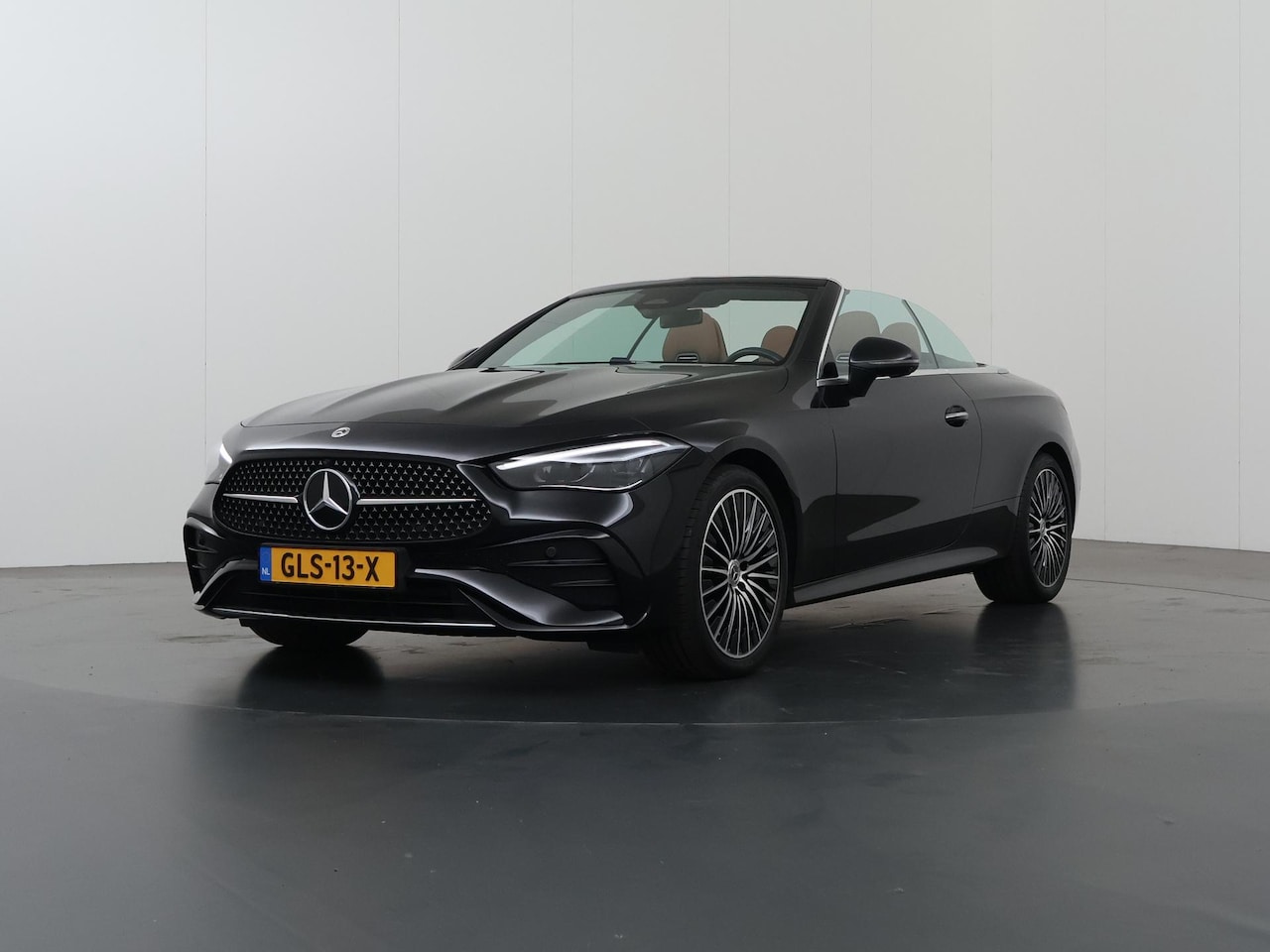Mercedes-Benz CLE Cabriolet - 200 AMG Line | Leder | Multispaaks | Memory | 360 graden camera | Airscarf | - AutoWereld.nl