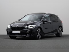BMW 1-serie - 118i High Executive M Sport | Verwarmde voorstoelen | Hifi System | Glazen panoramadak | M