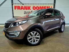 Kia Sportage - 1.6 GDI 135PK DynamicPlusLine + NAP|OH historie|2e eig.|Trekhaak|Pano|Camera|Climate|Cruis