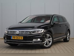 Volkswagen Passat Variant - 1.4 TSI Highline Business R | Digital cockpit | Head up | ACC | Trekhaak | Stoelverwarming