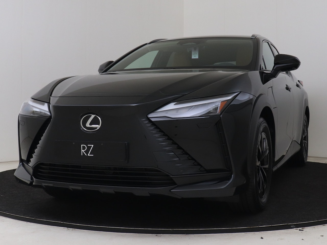 Lexus RZ - 350e Luxury Line 360 Camera | Pre-Conditionering | Elektrische achterklep - AutoWereld.nl