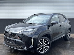 Toyota Yaris Cross - 1.5 Hybrid GR Sport Panoramadak, Stoelverwarming, Parkeersensoren voor + achter, GR Sport