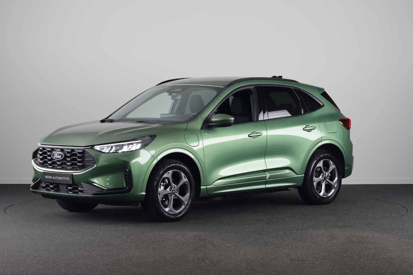 Ford Kuga - 2.5 PHEV ST-Line | Winter Pack | Camera | Navigatie | Carplay - AutoWereld.nl