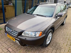 Volvo XC70 - 2.5 T Momentum AWD Automaat BTW / Youngtimer