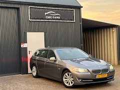 BMW 5-serie Touring - 528i Executive RIJDT NIEUW DEALER ONDERHOUDEN