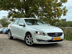 Volvo S60 - 1.6 T3 Summum | Leder + Cruise + Clima nu € 6.975,