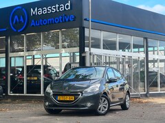 Peugeot 208 - 1.2 VTi Envy 5Drs Lage KMs airco 100% onderhouden NWE APK