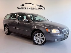 Volvo V50 - 2.4 Edition II AUTOMAAT/NAP/CLIMA/CRUISE/NAVI/TREKHAAK