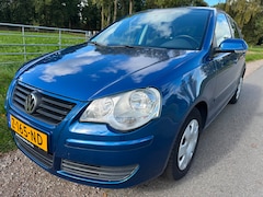 Volkswagen Polo - 1.4-16V Trendline top onderhouden|CarPlay/Android|airco