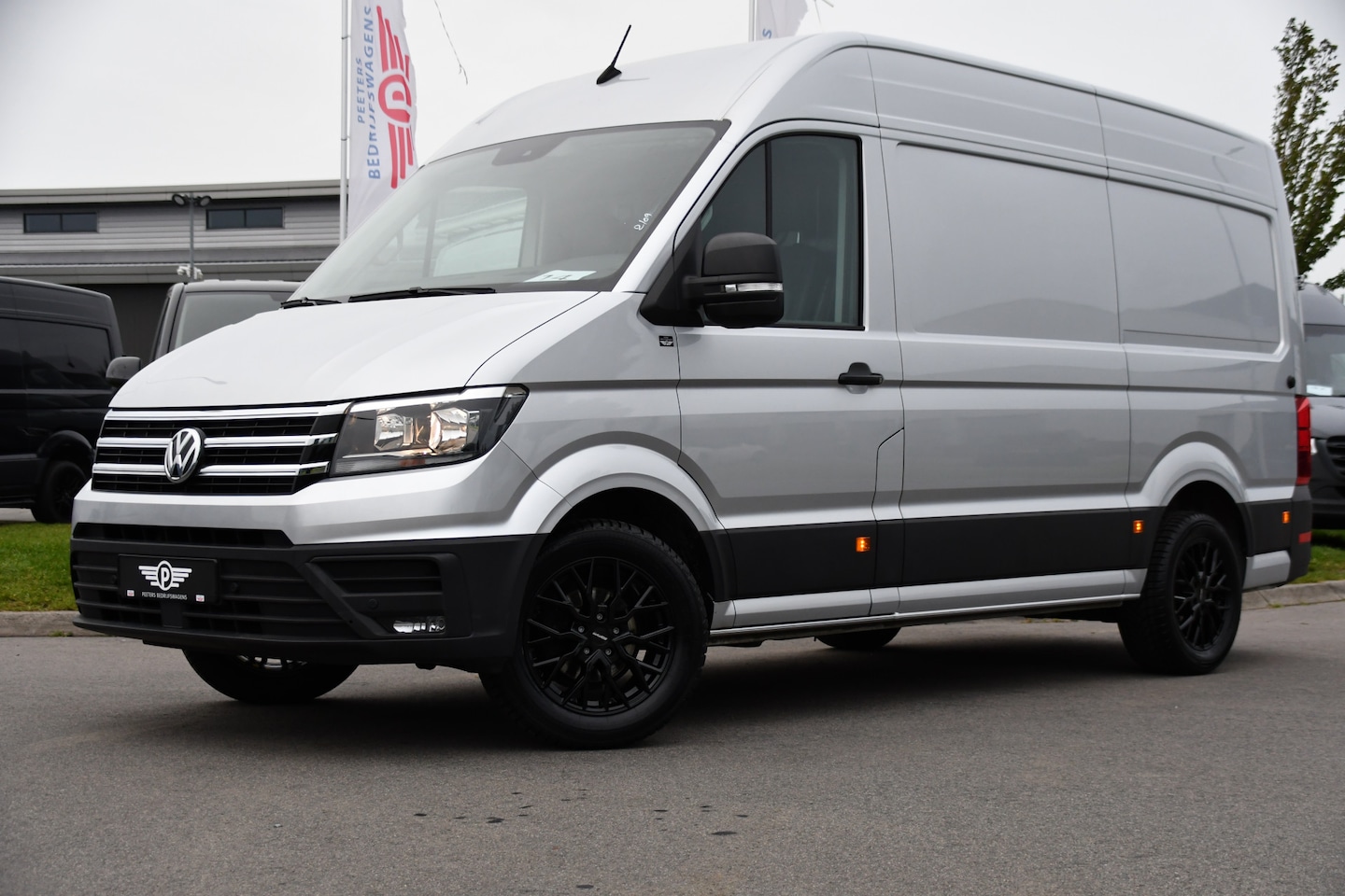 Volkswagen Crafter - 35 2.0 TDI L3H3 PB Edition Camrea, Cruise, Carplay, Stoelverwarming, Automaat, 140pk, Geve - AutoWereld.nl