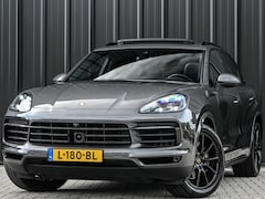 Porsche Cayenne - 3.0 | Panoramadak | Achterasbesturing | Dealeronderhouden | 360 Camera | Luchtvering | Ada