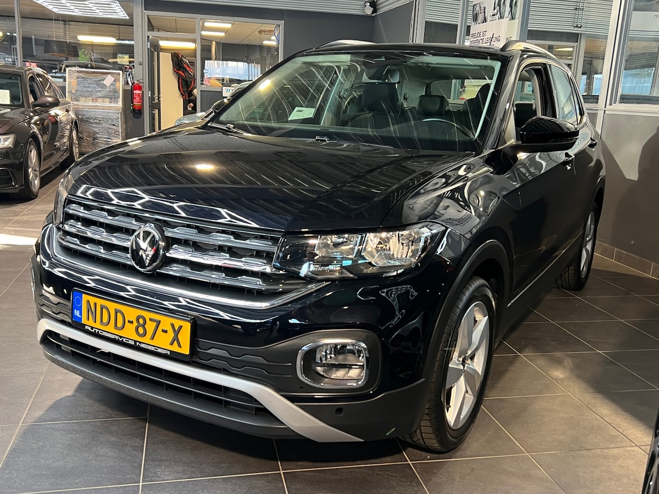 Volkswagen T-Cross - 1.0 TSI Life # Slechts 57000km! # - AutoWereld.nl