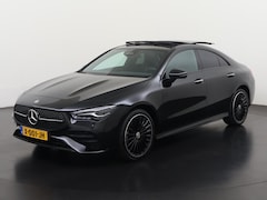 Mercedes-Benz CLA-Klasse - 250e AMG Night | Panoramadak | Dodehoek detectie | Sfeerverlichting | Zondag Open