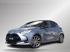 Toyota Yaris - 1.5 Hybrid 130 GR SPORT, GR Plus Pack, BSM, 2.500 Voordeel