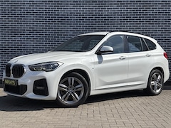 BMW X1 - xDrive25e Executive | M-Sport | Parkeersensoren | Elektrische Achterklep | LED Koplampen |
