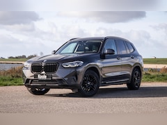 BMW X3 - xDrive30e High Executive BLACK LINE / LEER / STOELVERWARMING / 360 CAMERA / CARPLAY