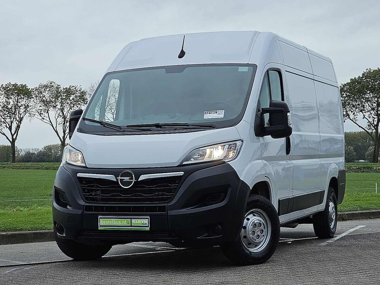 Opel Movano - 2.2 L2H2 Airco BPM Vrij 3 Zits Cruise Control Euro6 120 PK! - AutoWereld.nl