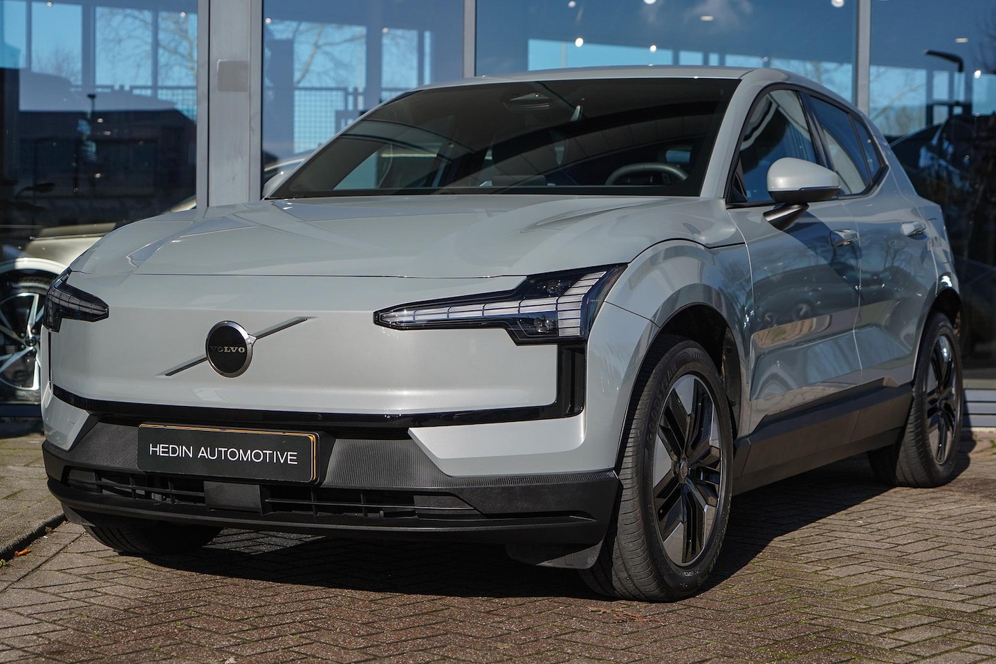 Volvo EX30 - Single Motor Core 51 kWh Elektrisch | Automaat | Adaptive Cruise Control | Stoel & Stuurve - AutoWereld.nl