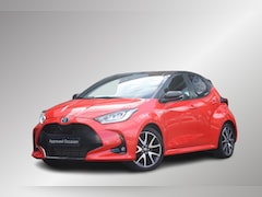 Toyota Yaris - 1.5 Hybrid Launch Edition, Head Up Display, Stoelverwarming, stuurverwarming, Apple Carpla