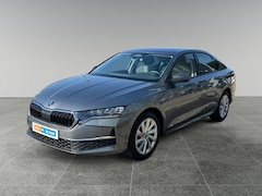 Skoda Octavia - 1.5 150pk TSI MHEV Business Edition Achteruitrijcamera | Adaptive Cruise Control | Verwarm